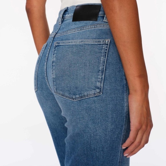 DL1961 Thea Relaxed Boyfriend Jeans - Picture 3 of 8